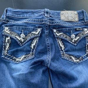 Miss Me 27 low-rise skinny jeans